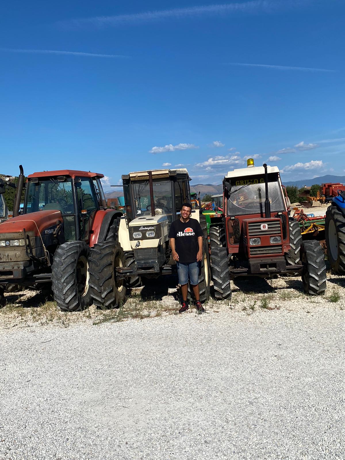 Ares e la sua passione per i trattori