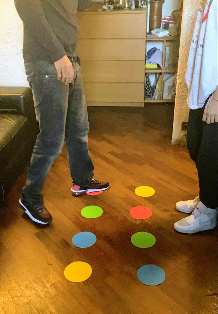 Gioco di concentrazione e motricità grossa